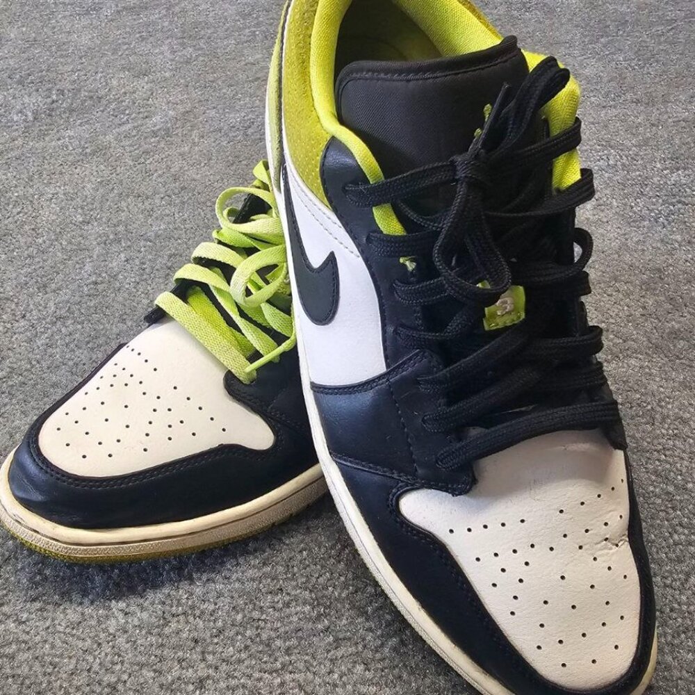 Air Jordan 1 Cyber Size 7